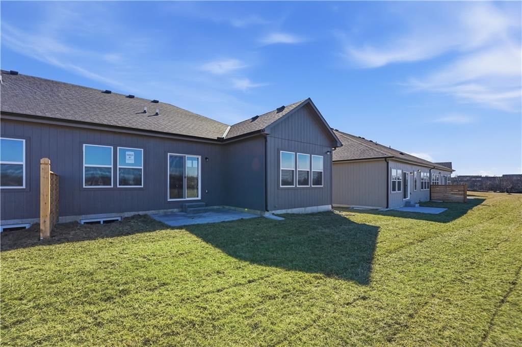 1222 SE Windbreak Drive — photo 29