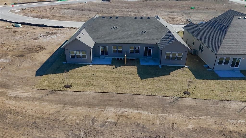 1222 SE Windbreak Drive — photo 30