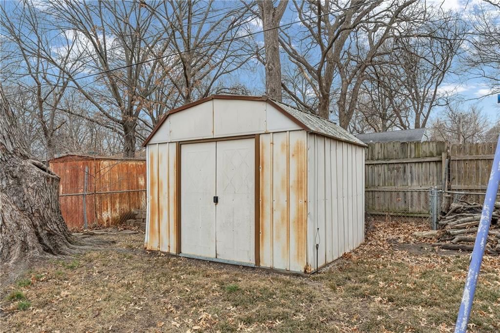 1508 W 3rd Street — photo 40