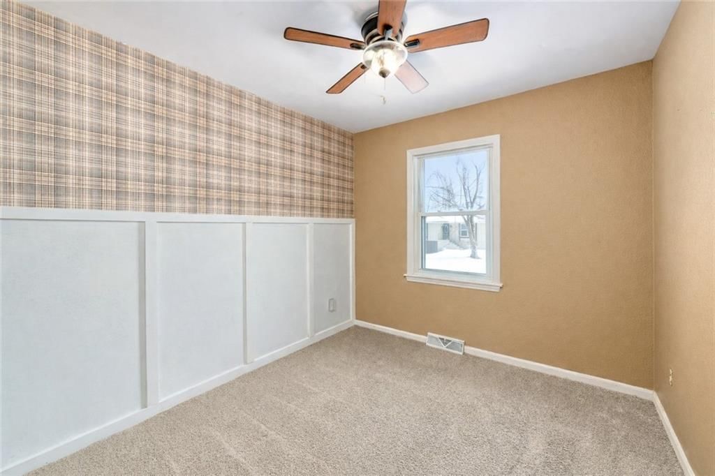 1606 SE Hillside Drive — photo 12