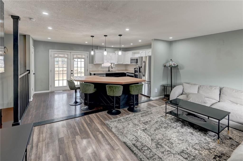 1806 SE Kingsway Street — photo 15