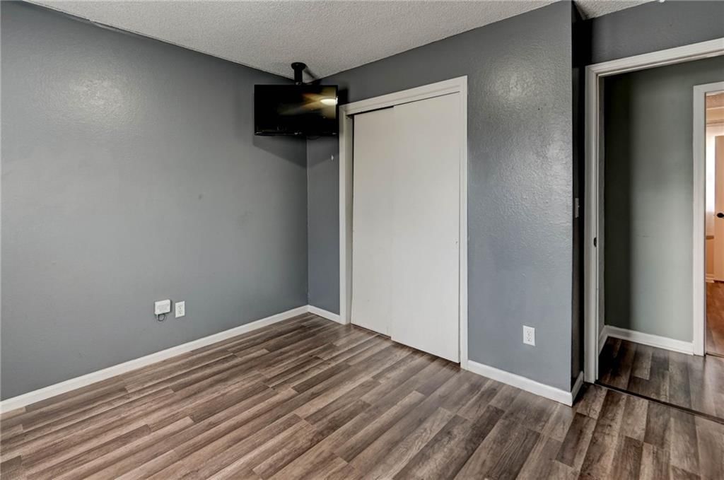 1806 SE Kingsway Street — photo 19