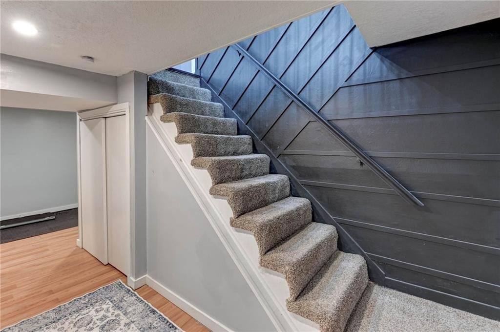 1806 SE Kingsway Street — photo 34