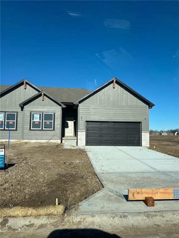1224 SE Windbreak Drive — photo 3