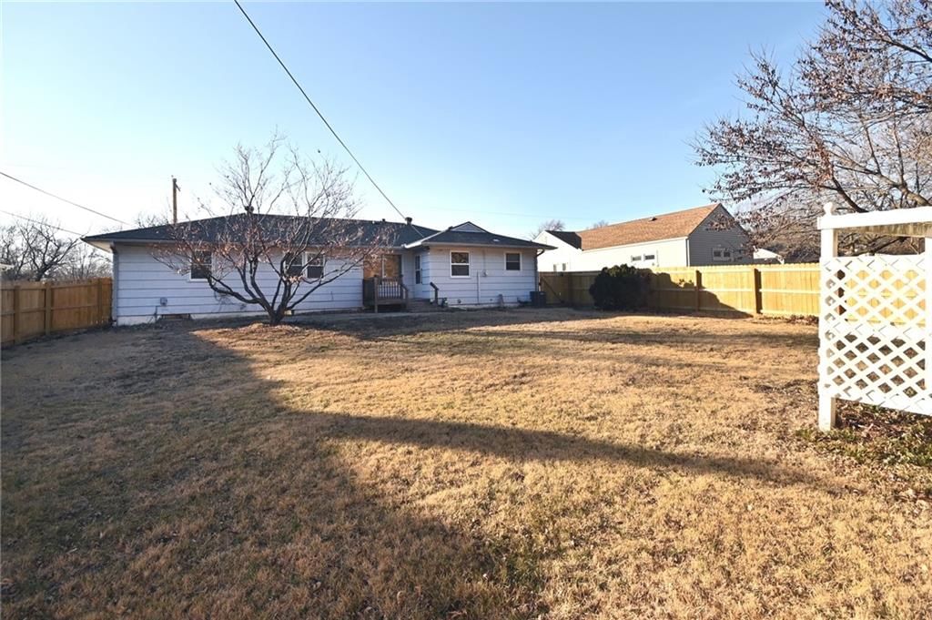 7139 Lamar Avenue — photo 38
