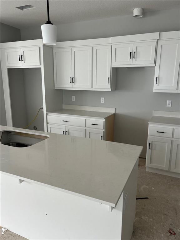 1216 SE Windbreak Drive — photo 3