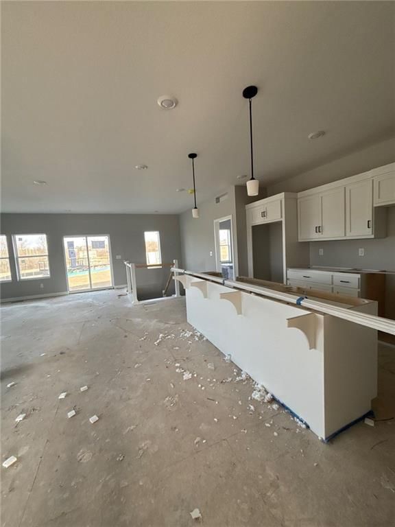 1204 SE Windbreak Drive — photo 2