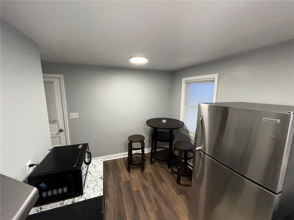 1407 W Sheley Road — photo 6