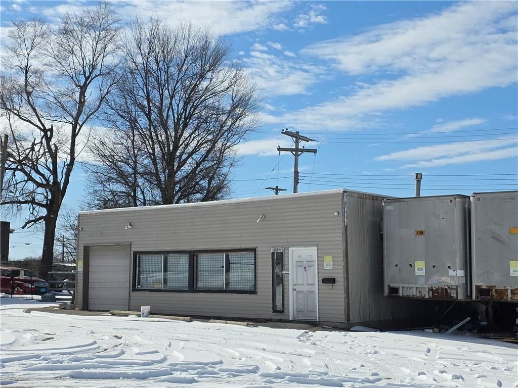 1134 N Main Street — photo 2