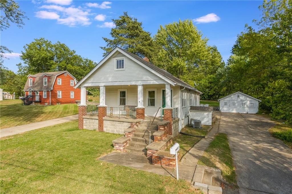 7805 Elm Avenue — photo 3