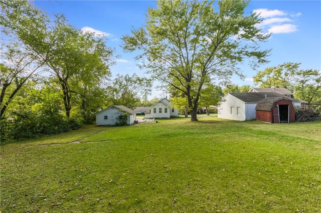 7805 Elm Avenue — photo 8