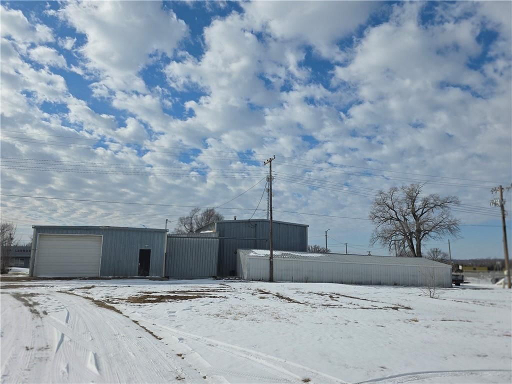 1127 & 1123 N Main Street — photo 2