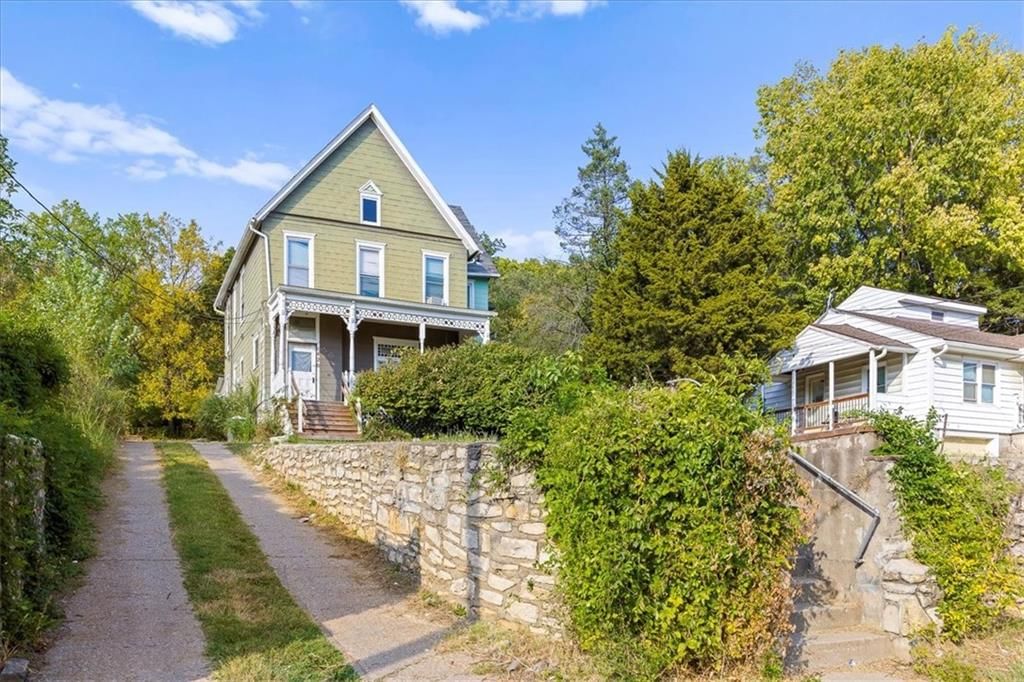 1420 W 37th Avenue — photo 3