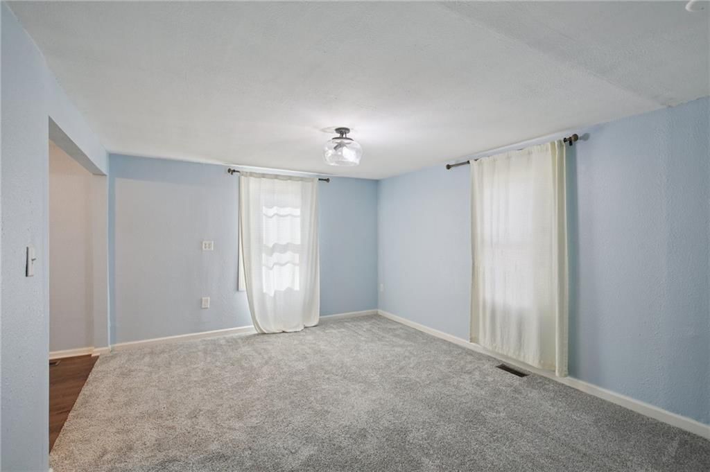 823 S Tremont Avenue — photo 15