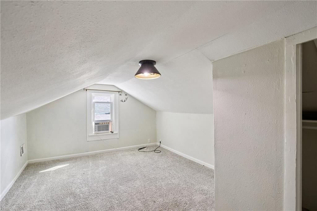 823 S Tremont Avenue — photo 18
