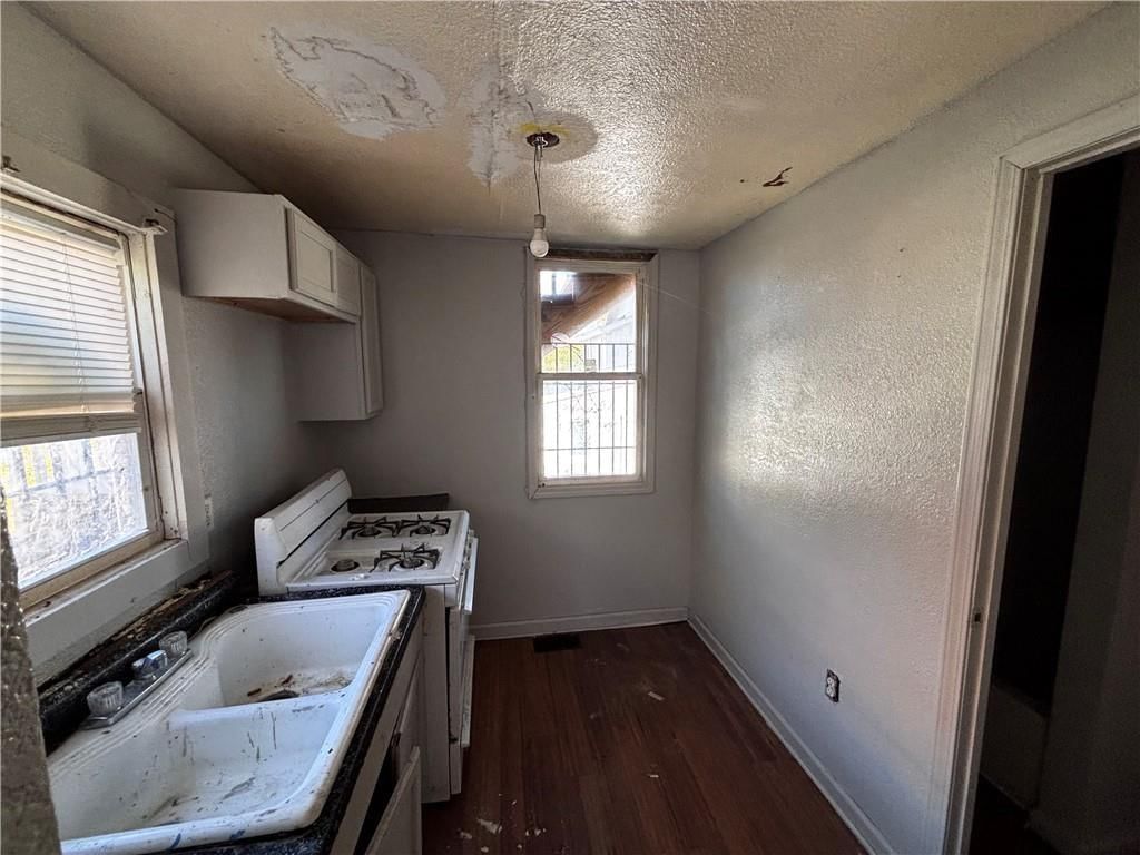 820 Tauromee Street — photo 6
