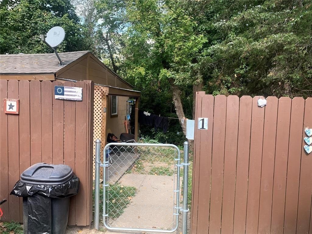10906 E Truman Road — photo 21