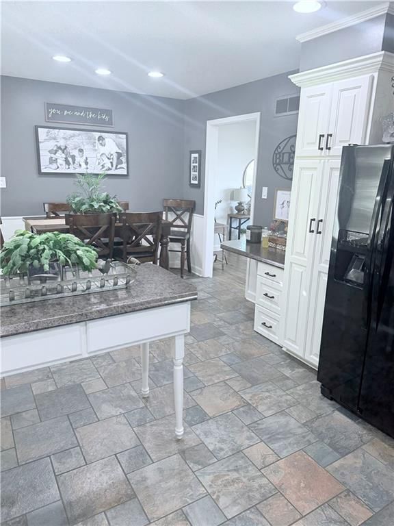 7106 Lundeen Drive — photo 8
