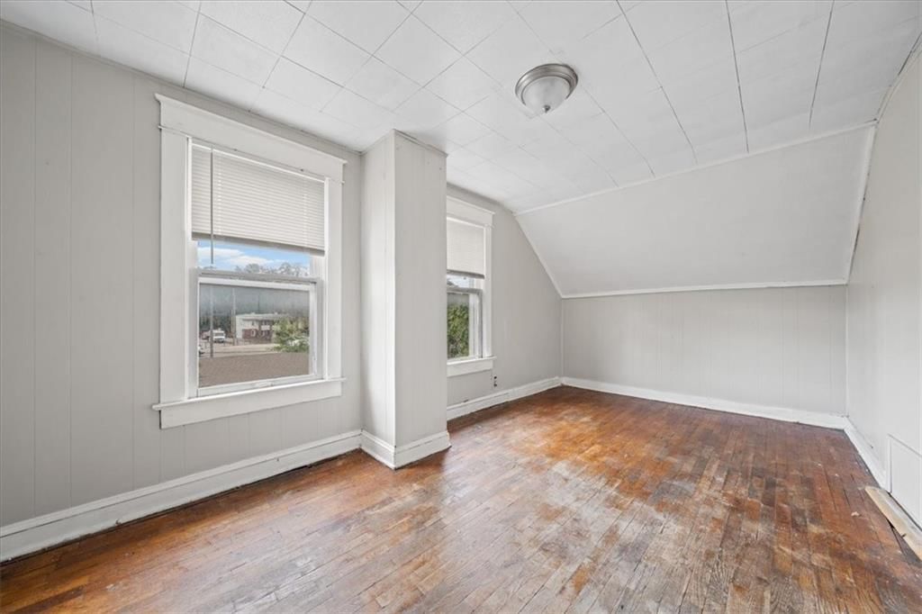 3430 E 6th Street — photo 14