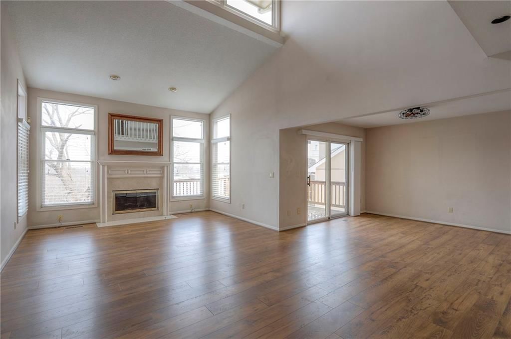 8629 Crysler Avenue — photo 5