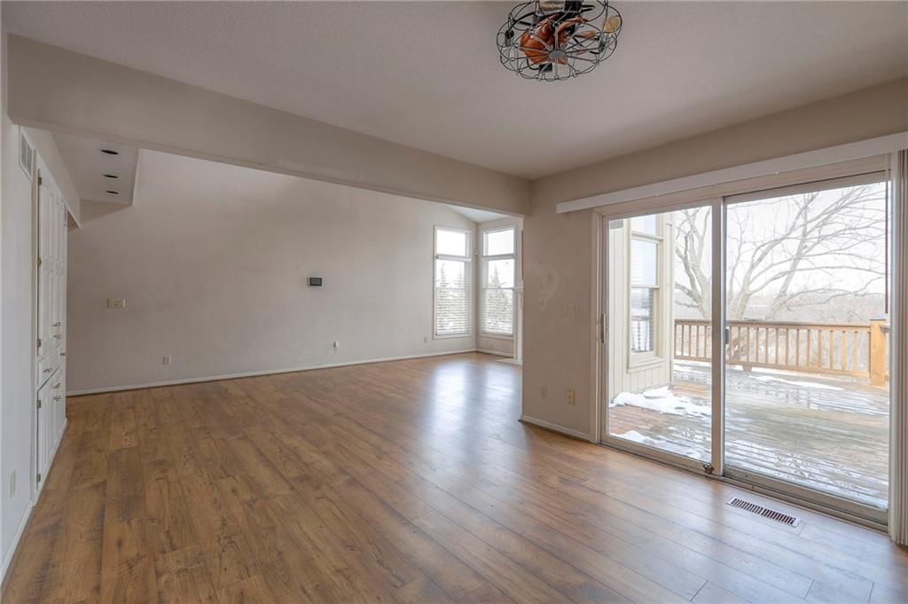 8629 Crysler Avenue — photo 7