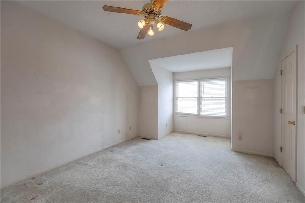 8629 Crysler Avenue — photo 15
