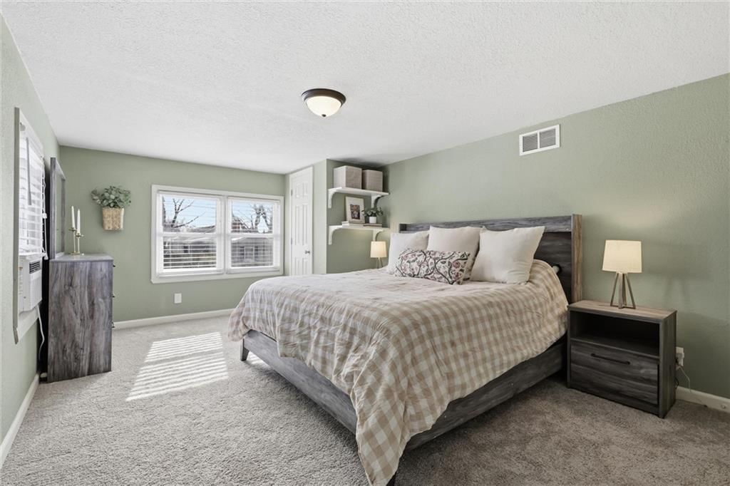 5920 W 71st Street — photo 11