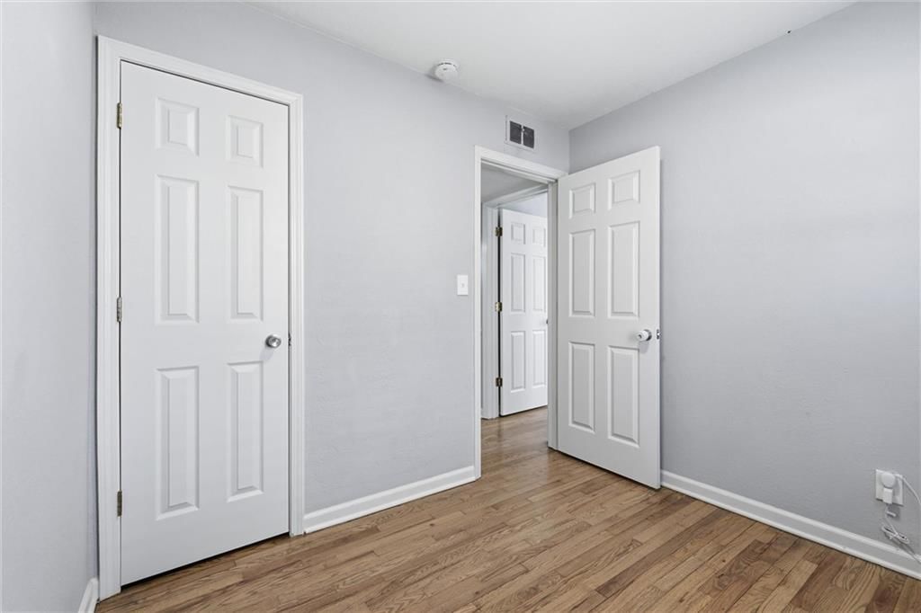 5920 W 71st Street — photo 17