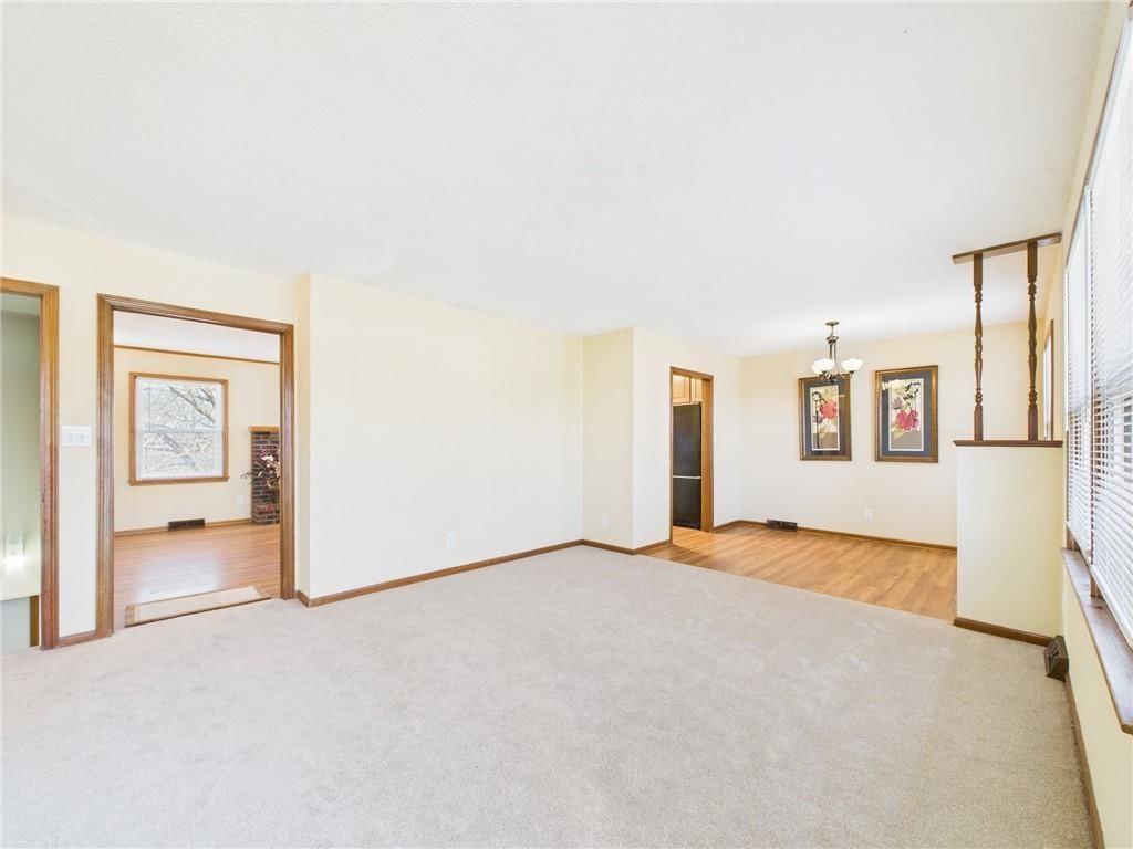 1421 Grandview Drive — photo 4