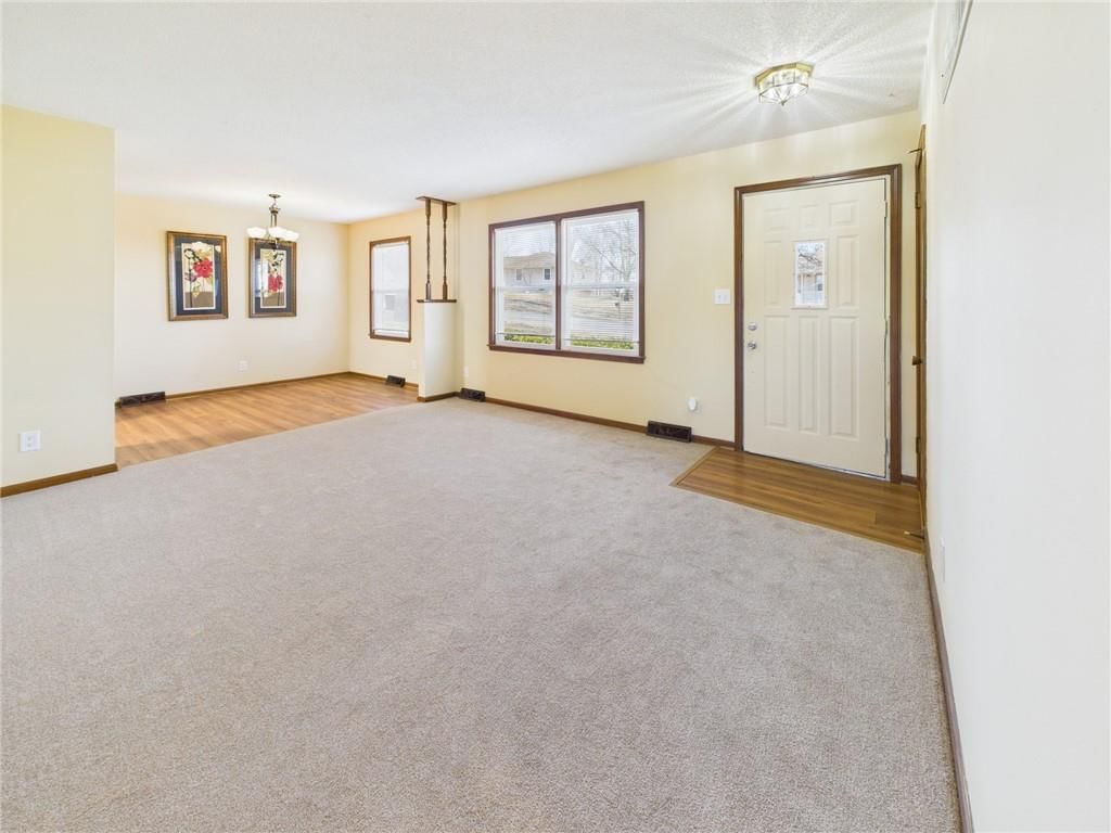 1421 Grandview Drive — photo 5