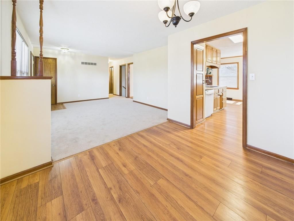 1421 Grandview Drive — photo 8