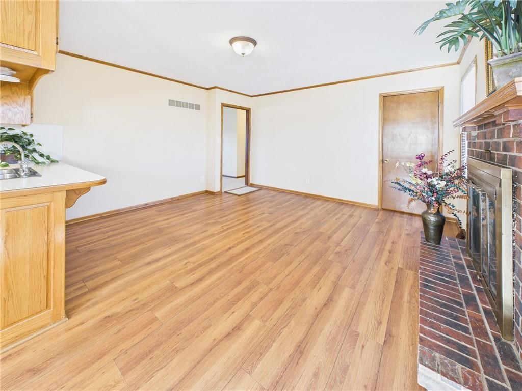 1421 Grandview Drive — photo 15