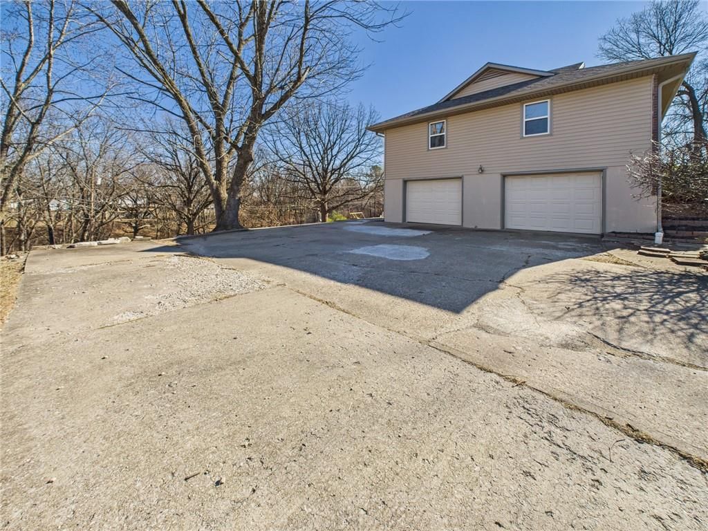 1421 Grandview Drive — photo 43