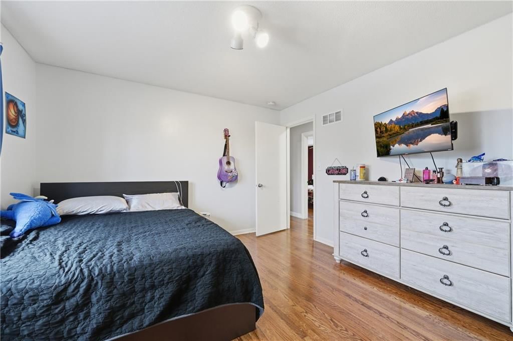 812 Pleasant Street — photo 19