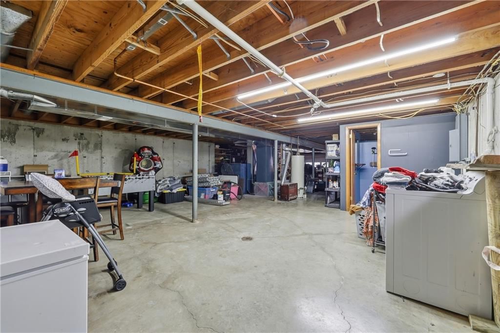812 Pleasant Street — photo 26