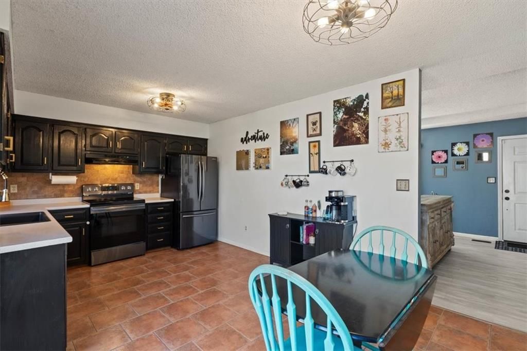 928 NE Mulberry Street — photo 10