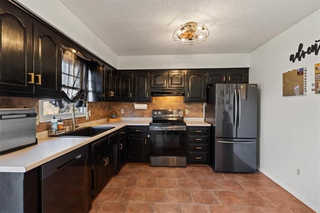 928 NE Mulberry Street — photo 15