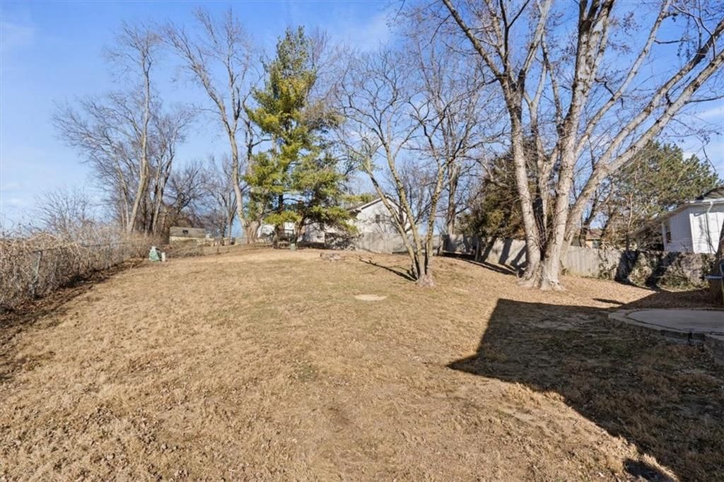 928 NE Mulberry Street — photo 28