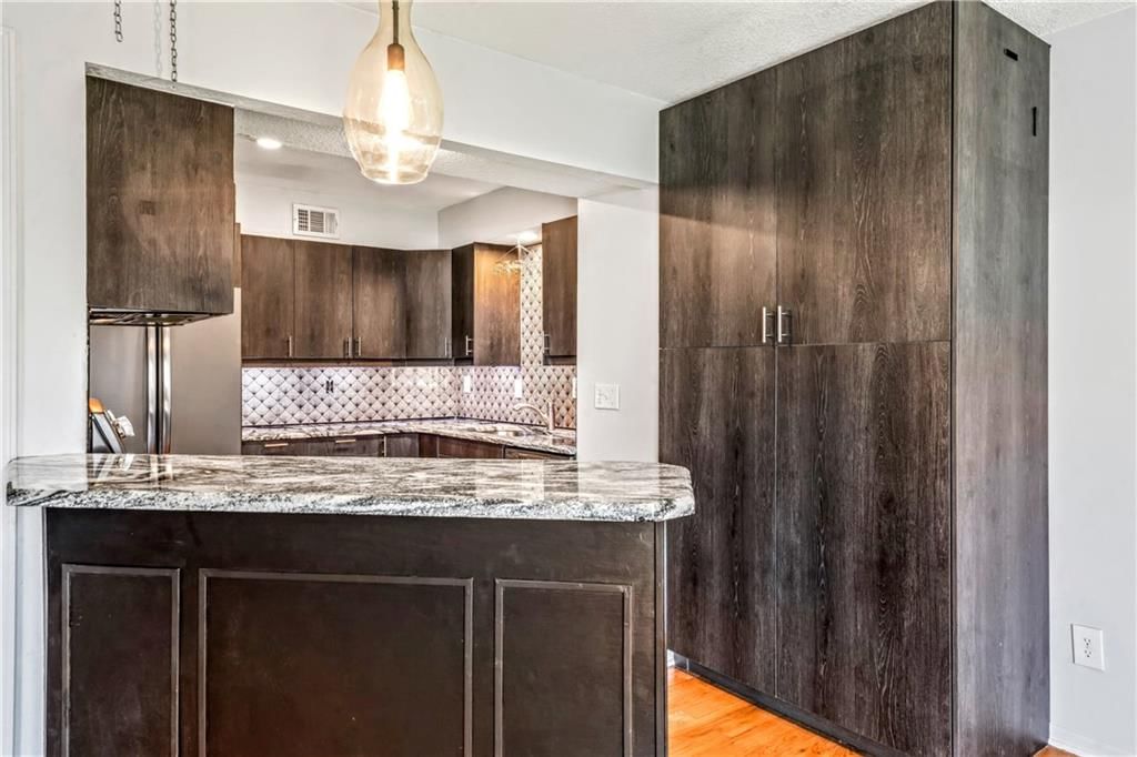 6518 Charles Street — photo 4