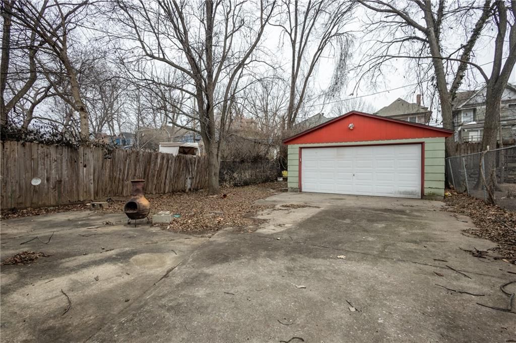 3937 Campbell Street — photo 37