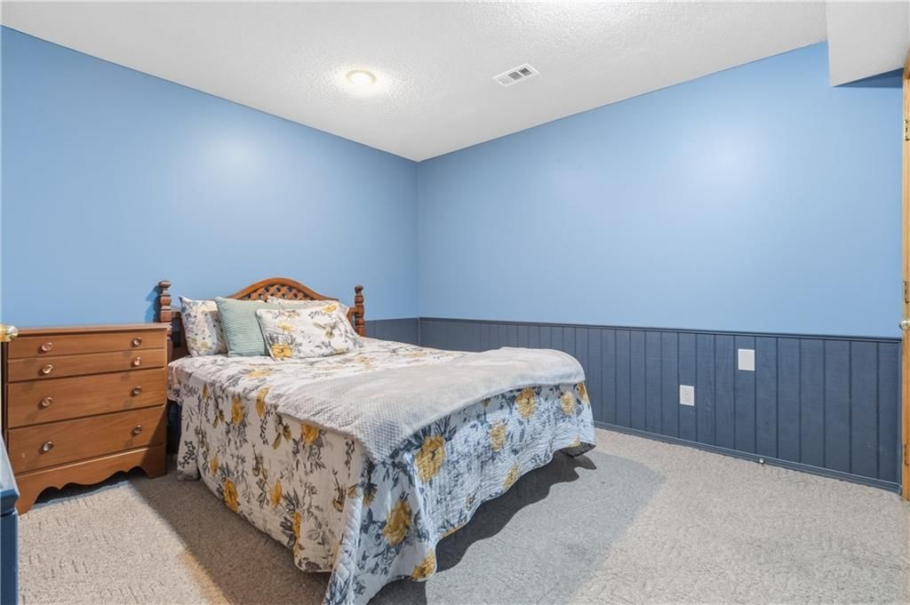 1246 E Meadow Lane — photo 31