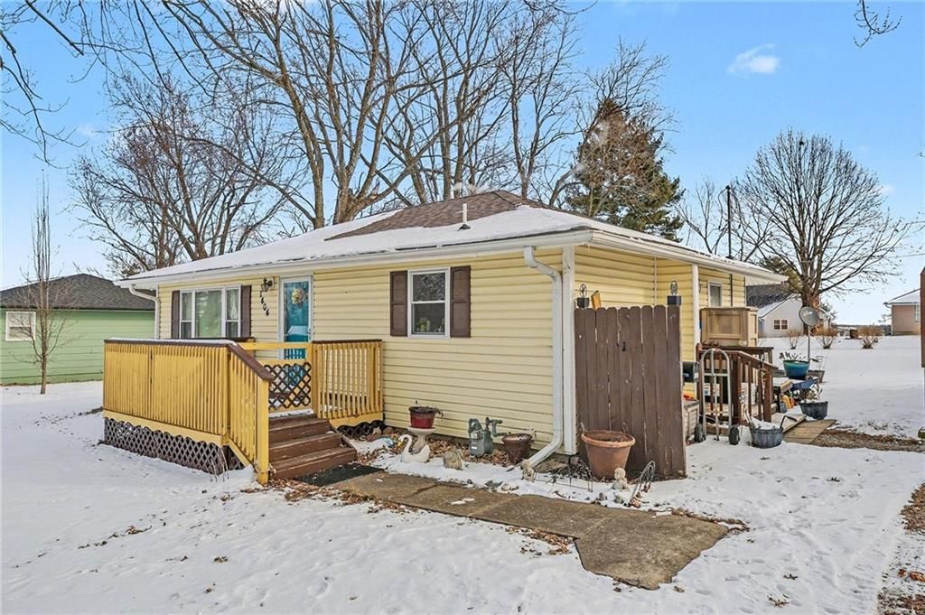 1404 N Howenstein Avenue — photo 3