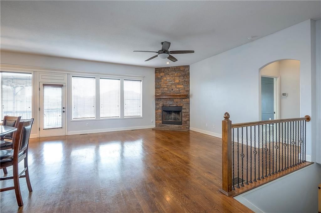 21033 Cooper Street — photo 8
