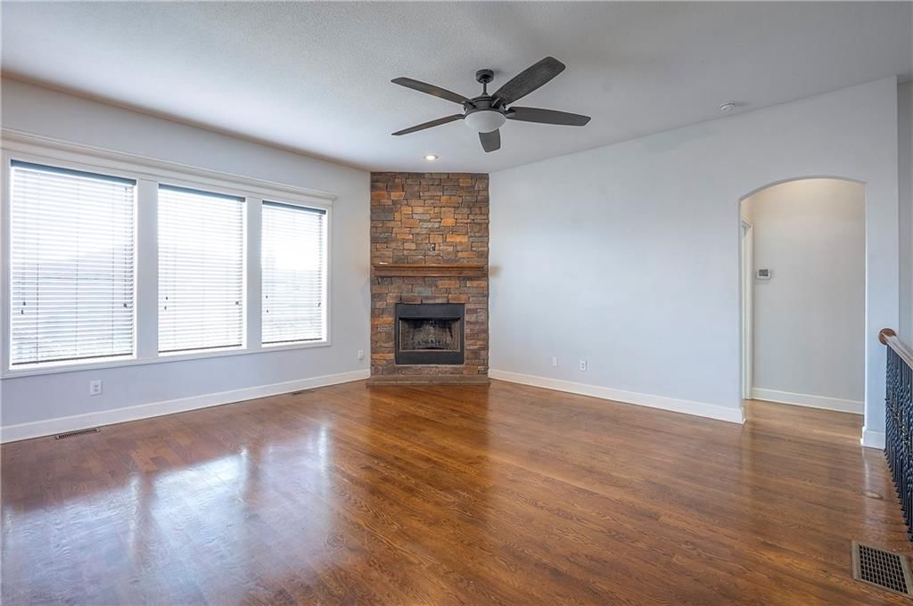 21033 Cooper Street — photo 10