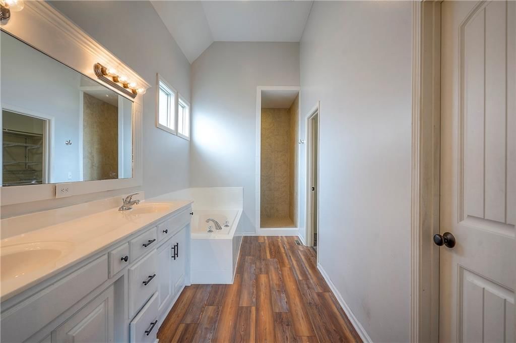 21033 Cooper Street — photo 20