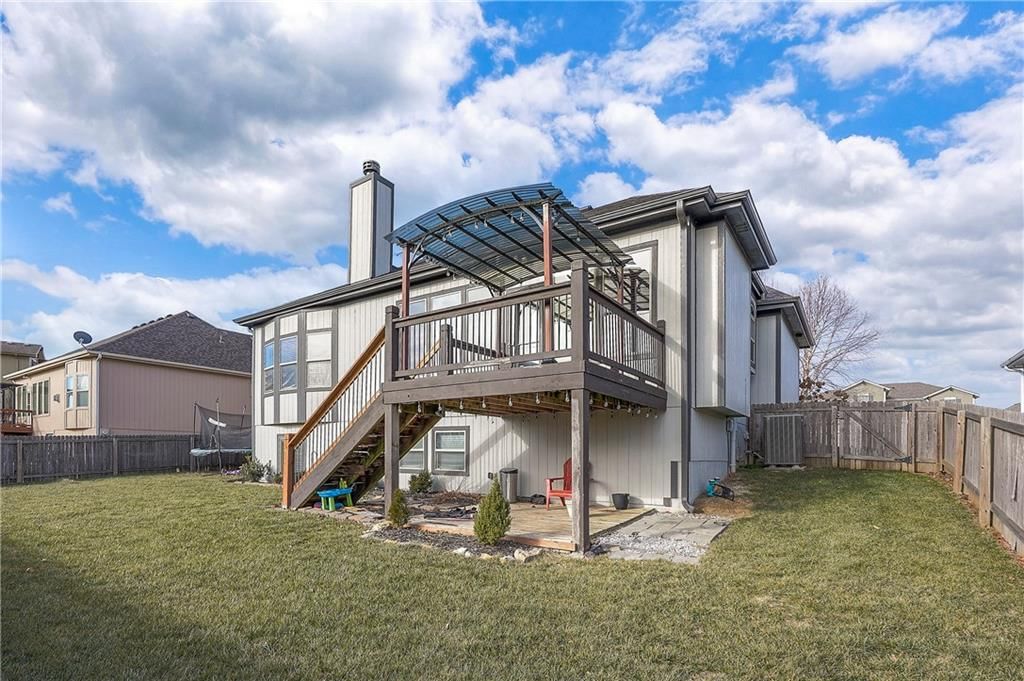 21033 Cooper Street — photo 36