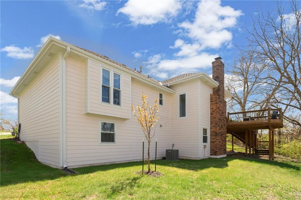 5730 Noland Road — photo 40