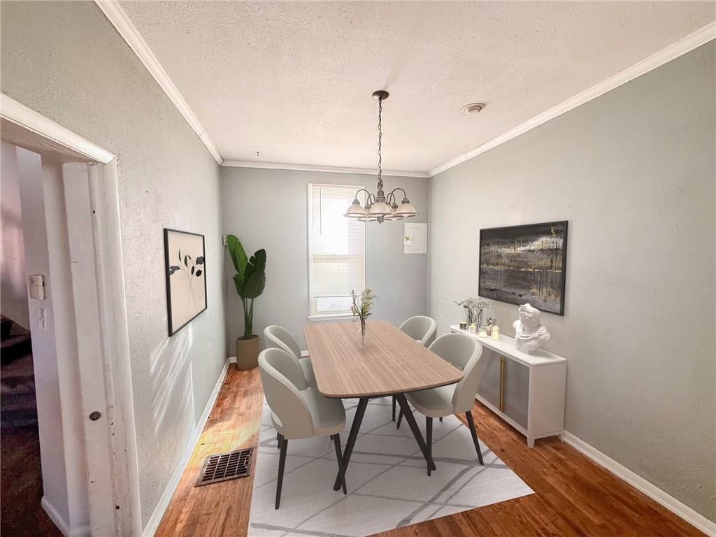 2624 Saint Joseph Avenue — photo 12