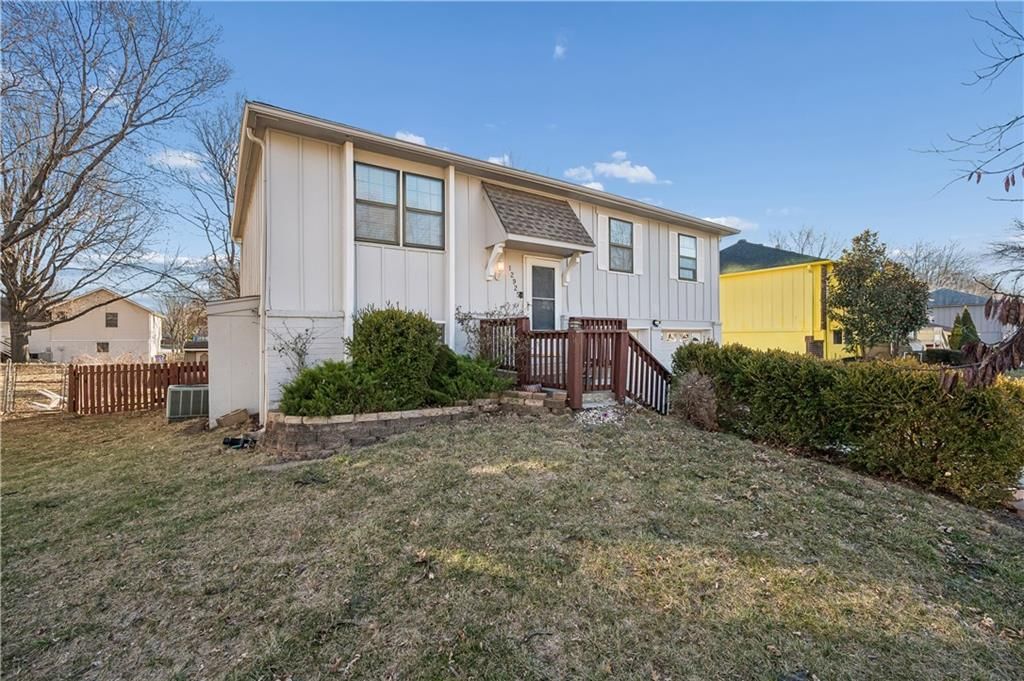 12925 S Brougham Drive — photo 2