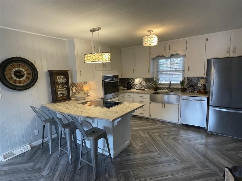 217 NW 43rd Street — photo 12